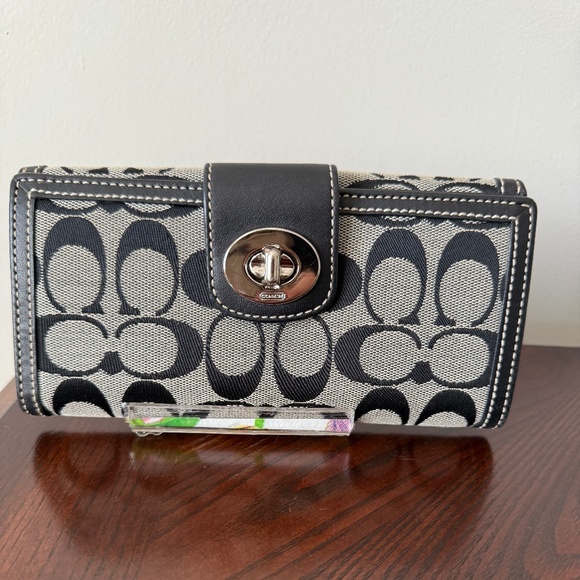 Coach signature wallet - Picture 1 of 3